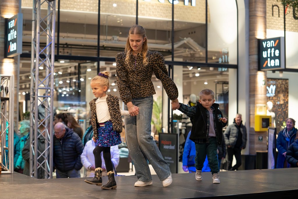 Modeshow 133.jpg